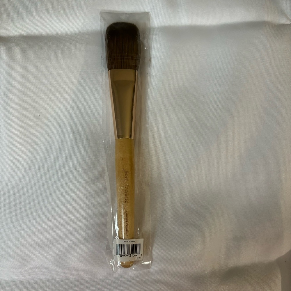 Jane Iredale Chisel Powder Brush